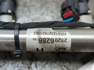 Форсунка топливная, ориг. номер 25206285, 25206286, Chevrolet Trax 2023-2026