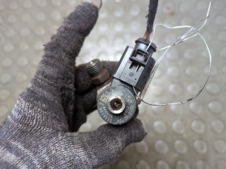 Форсунка топливная, ориг. номер 04L130277AJ, Volkswagen Golf 2012-2017