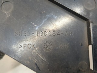 Кронштейн фары правый, ориг. номер 6H5213D084A, Land Rover Freelander 2 2006-2010