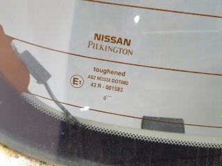 Обшивка крышки (двери) багажника, ориг. номер 90900BM400, Nissan Almera 1998-2000