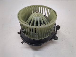 Двигатель отопителя (моторчик печки) Volkswagen Passat 2000-2005