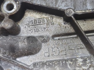 Корпус масляного фильтра, ориг. номер 12992593, Opel Vectra 2005-2008