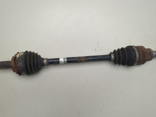 Полуось (приводной вал, шрус) левая передняя Toyota Yaris 2005-2009