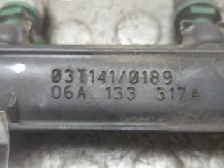 Форсунка топливная, ориг. номер 06A133317A, Volkswagen Golf 4 1997-2006