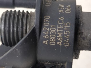Форсунка топливная, ориг. номер 0445115064, A6620701387, Mercedes C W204 2007-2011