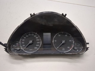 Щиток приборов (приборная панель) Mercedes C W203 2000-2004