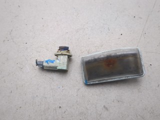 Подсветка номера, Toyota Corolla Verso 2004-2007