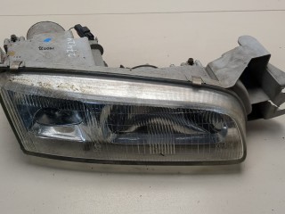 Фара (передняя) правая Mazda 626 1990-1996