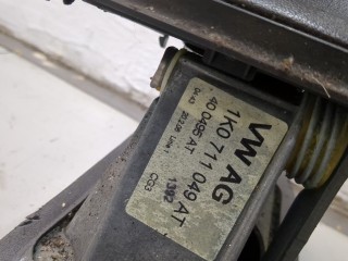 Кулиса КПП, ориг. номер 1K0711049AT, Skoda Octavia 2000-2011