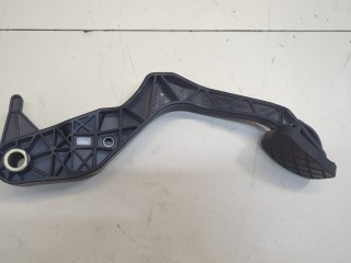 Педаль сцепления Volkswagen Passat 2005-2010