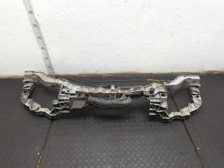Рамка передняя (телевизор) Ford Focus 2007-2011
