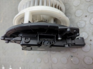 Двигатель отопителя (моторчик печки), ориг. номер 8710342130, Toyota Corolla E210 2018-2022