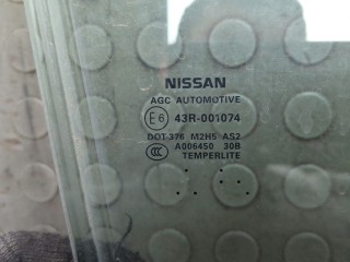 Стекло боковой двери правое переднее, ориг. номер 803003KA0A, Nissan Pathfinder 2012-2017