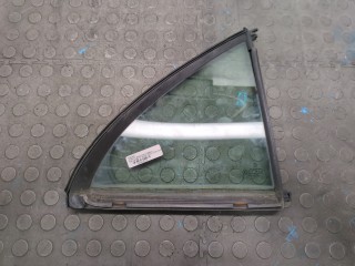 Стекло боковой двери правое заднее Mercedes C W203 2000-2004