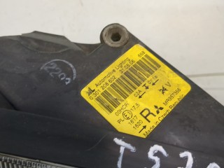 Фара (передняя) правая, ориг. номер 8301B872, 8301A224, Mitsubishi Colt 2002-2012