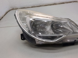 Фара (передняя) правая Opel Corsa 2011-2014