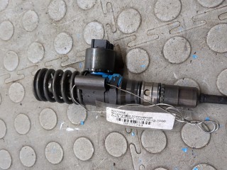Форсунка топливная Audi A3 2004-2008
