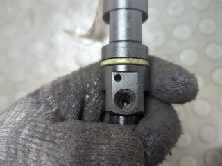 Форсунка топливная, ориг. номер 22490430, Volvo FE