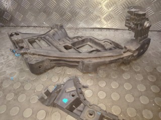 Кронштейн фары правый, ориг. номер 5K0807572H, Volkswagen Golf 6 2008-2012