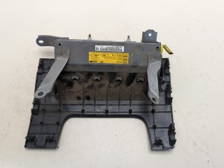 Подушка безопасности коленная, ориг. номер 8B0475316M1K, Toyota RAV 4 2010-2016