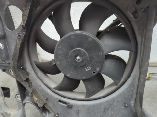 Замок капота, ориг. номер 3B0823509T, Volkswagen Passat 5 1996-2001