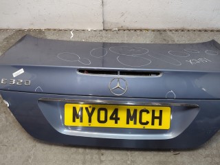 Крышка (дверь) багажника Mercedes E-Класс 2002-2006
