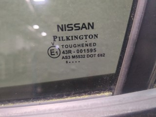 Замок двери левый задний, ориг. номер 825013NM0A, Nissan Leaf 2017-2026