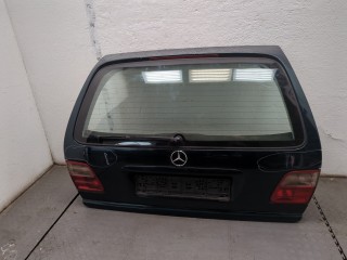Фонарь крышки багажника левый Mercedes E W210 1999-2002