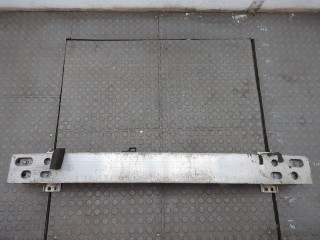 Усилитель бампера передний Toyota Prius 2005-2011