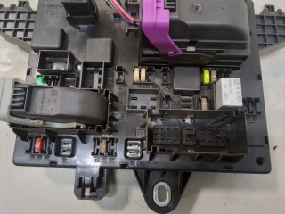 Блок предохранителей, ориг. номер 13368651, Opel Astra 2006-2014