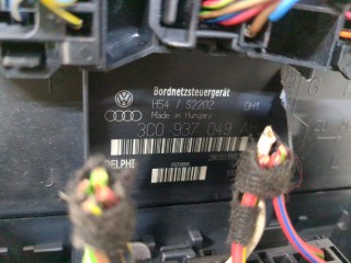 Блок комфорта, ориг. номер 3C0937049AH, Skoda Octavia 2000-2011