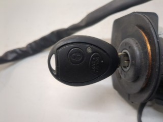 Замок зажигания, ориг. номер YWI100010, Land Rover Discovery 2002-2004