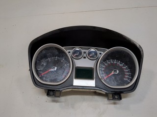 Щиток приборов (приборная панель) Ford Focus 2007-2011