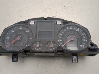 Щиток приборов (приборная панель) Volkswagen Passat 2005-2010