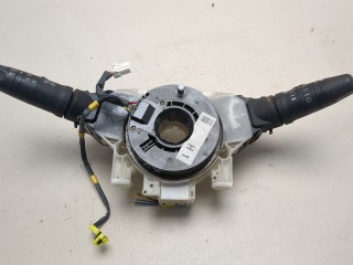 Переключатель поворотов и дворников (стрекоза) Nissan X-Trail (T30) 2000-2004