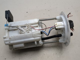 Насос топливный электрический Toyota Prius 2005-2011