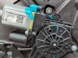 Стеклоподъемник электрический правый задний, ориг. номер LB5Z7827000A, Ford Explorer 2019-2024