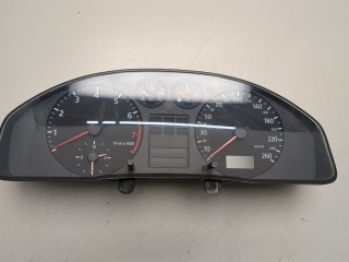 Щиток приборов (приборная панель) Audi A4 1994-1999