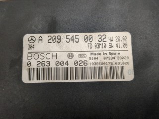 Блок управления парктрониками, ориг. номер A2095450032, 0263004026, Mercedes C W203 2000-2004