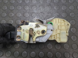 Замок двери правый передний, ориг. номер 72110S7AE01, Honda Stream 2003-2006