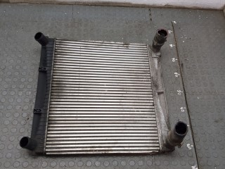 Радиатор интеркулера Land Rover Range Rover 2005-2009