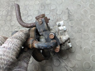 Насос гидроусилителя руля (ГУР), ориг. номер 57100-2B000, Hyundai Santa Fe 2004-2012