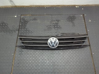 Решетка радиатора Volkswagen Jetta 2010-2014