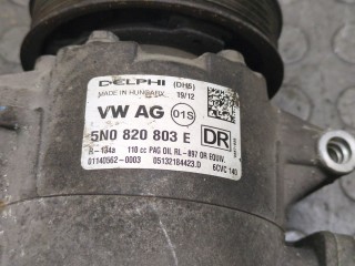 Компрессор кондиционера, ориг. номер 5K0820803, Volkswagen Passat 2011-2015