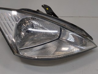 Фара (передняя) правая Ford Focus 2001-2005