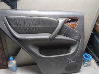 Дверная карта (Обшивка двери) левая задняя, Mercedes ML W163 2001-2005