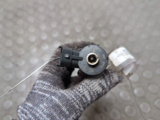 Форсунка топливная, ориг. номер 0445110339, 1703287, AV2Q9F593AA, Ford Fiesta 2008-2013