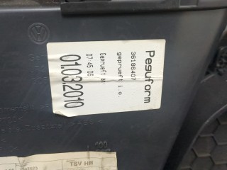 Дверная карта (Обшивка двери) правая задняя, ориг. номер 3C9867212EK, 3C9861334A, 3C9861337, Volkswagen Passat 2005-2010