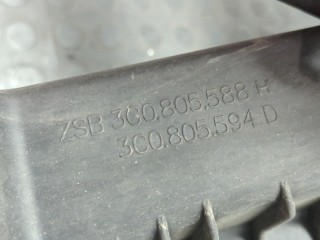 Рамка передняя (телевизор), ориг. номер 3C0805588H, Volkswagen Passat 2005-2010