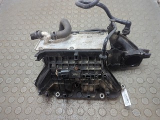 Коллектор впускной Volkswagen Golf 2003-2009